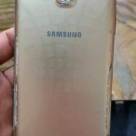 Samsung j7