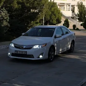 Toyota Camry 2012