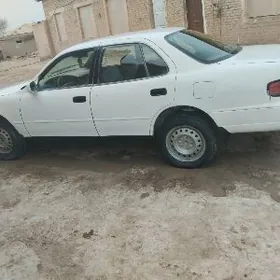 Toyota Camry 1993