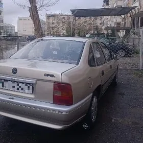 Opel Vectra 1992