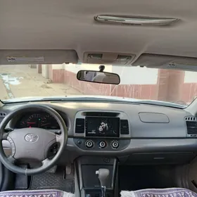 Toyota Camry 2005