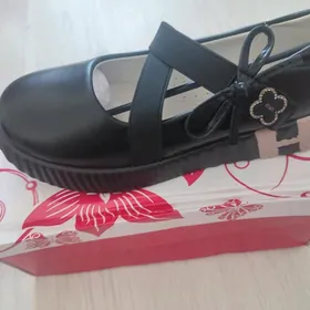 ТУФЛИ ДЛЯ ДЕВОЧЕК