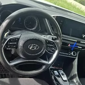 Hyundai Sonata 2020