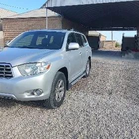 Toyota Highlander 2010