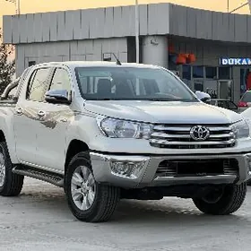 Toyota Hilux 2016