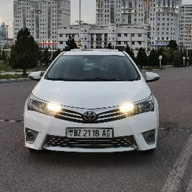 Toyota Corolla 2015