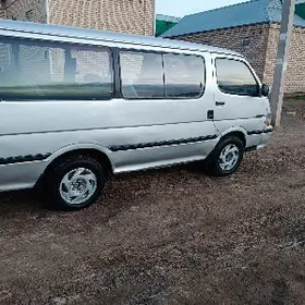 Toyota Hiace 1992