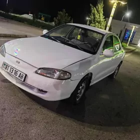 Hyundai Elantra 1996