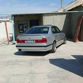 BMW 525 1993
