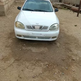 Daewoo Lanos 1999