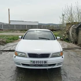 Nissan Maxima 1995