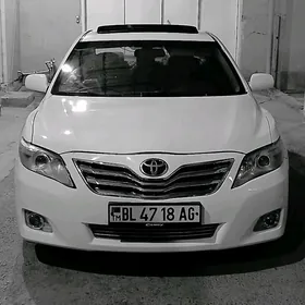 Toyota Camry 2010