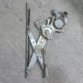 Ayna galdyryan öküz kelle