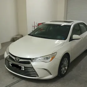 Toyota Camry 2017