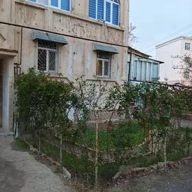 1 КОМ ПЕРВЫЙ ЭТАЖ 