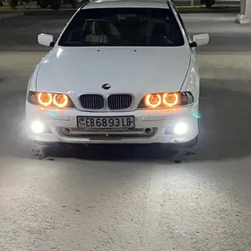 BMW E39 2003