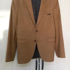 Pidžak oranžiwyý (penjek)