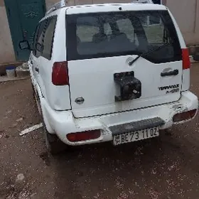 Nissan Terrano 1998