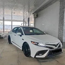 Toyota Camry 2022