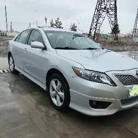 Toyota Camry 2010