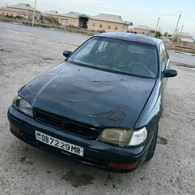 Toyota Corona 1995