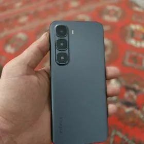 infinix hot 60pro Plus 16/256g