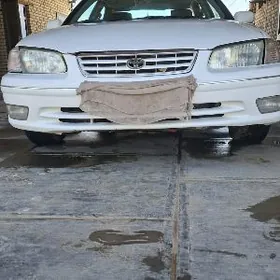 Toyota Camry 1998