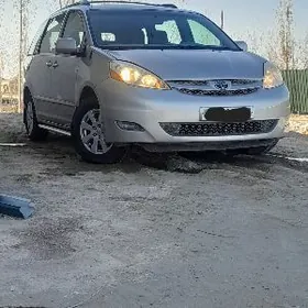 Toyota Sienna 2009