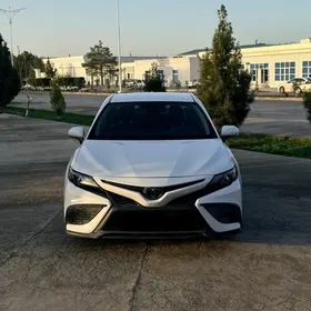 Toyota Camry 2023