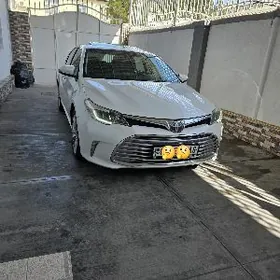 Toyota Avalon 2016