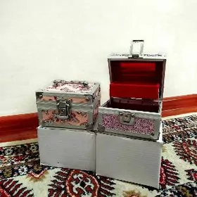 Gyzyl salynýan kiçisi