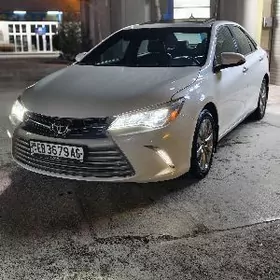 Toyota Camry 2016