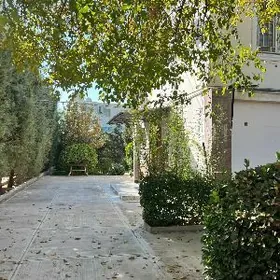 Aren'da Kotedž , 1-Mkr