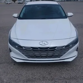 Hyundai Elantra 2021