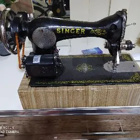 Швейная машинка