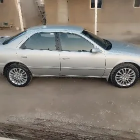 Toyota Camry 2000