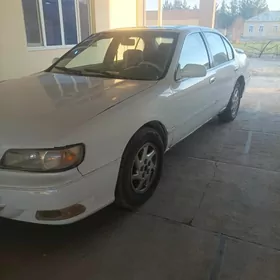 Infiniti Q 1997