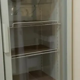 Витрина холадиник
