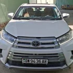 Toyota Highlander 2018