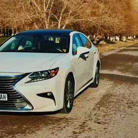 Lexus ES 350 2016