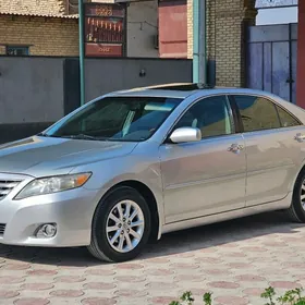Toyota Camry 2010