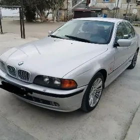 BMW E39 1999