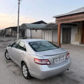 Toyota Camry 2011