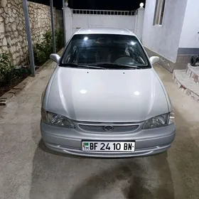 Toyota Corolla 2000