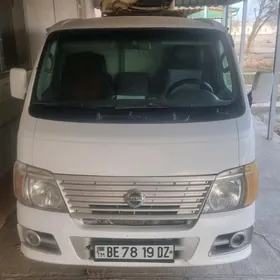 Nissan Urvan 2004