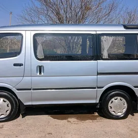 Toyota Hiace 1992