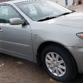 Toyota Camry 2005