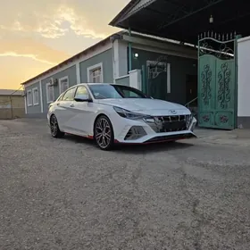 Hyundai Elantra 2022