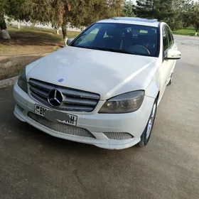 Mercedes-Benz C300 2010