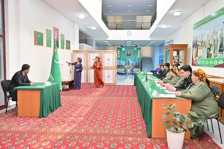 В Туркменистане прошли выборы в представительные органы власти